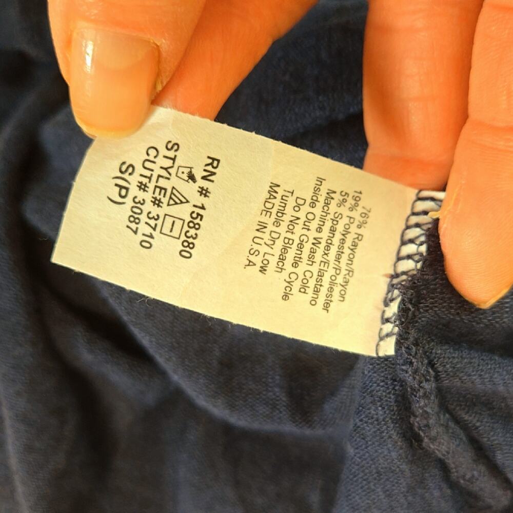 Korye women's navy faux wrap drapey sleeveless top size S - Picture 6 of 7